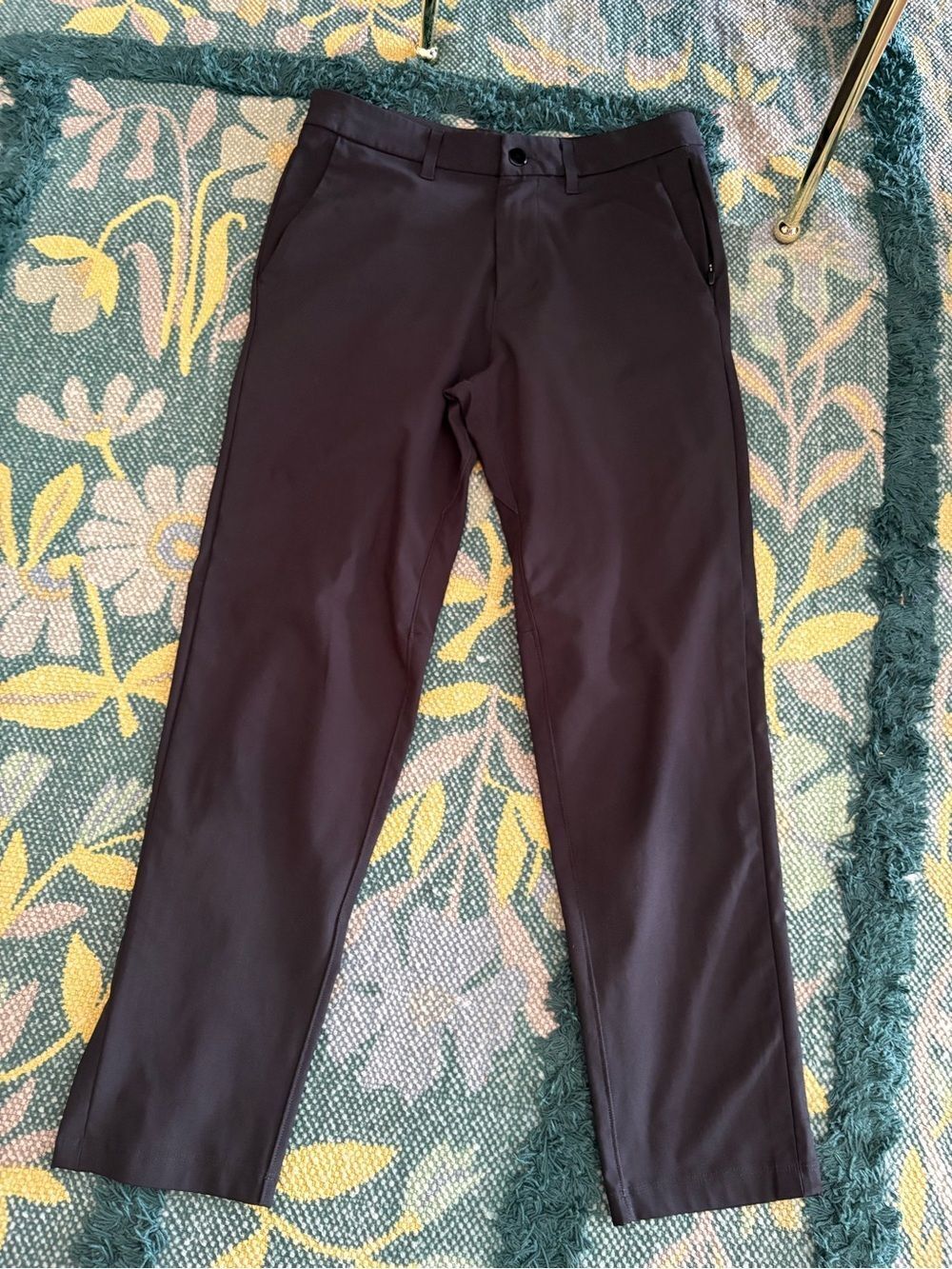 NWOT Lululemon Men's Sz 30 Black Slim-Fit 5 Pocket Pant